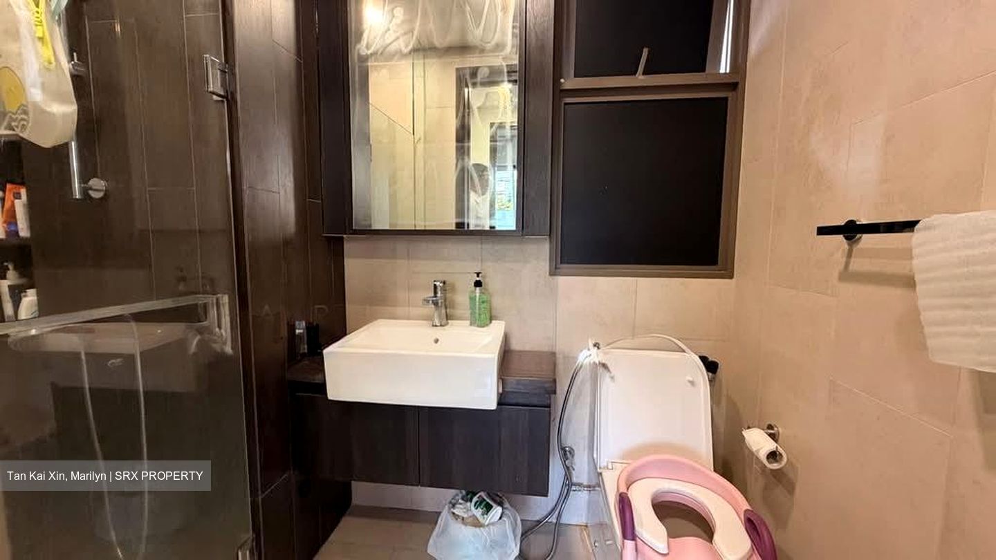 The Inflora (D17), Condominium #572698731